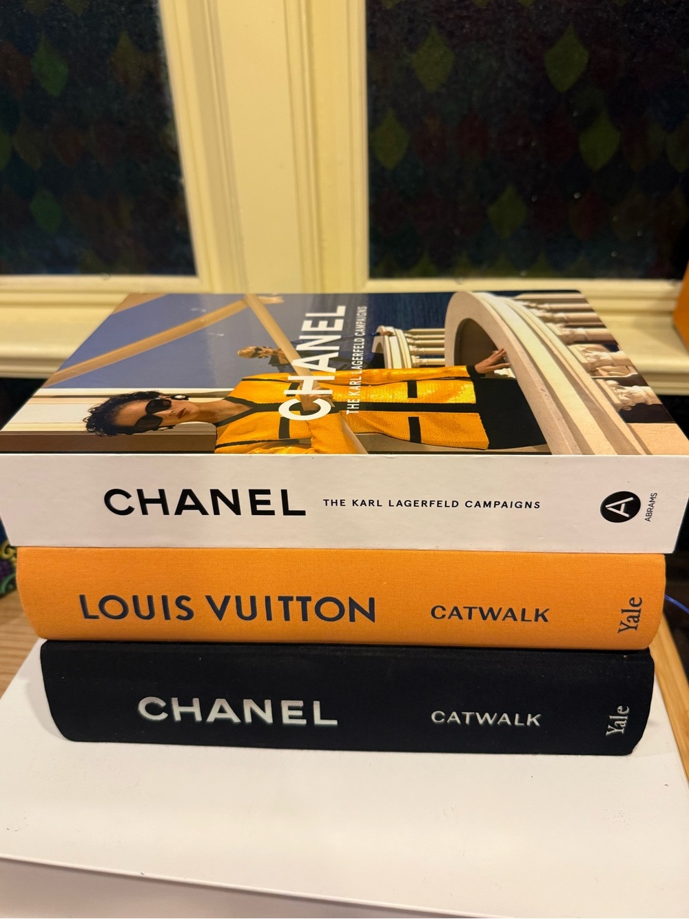 Gorgeous, coffee table, books, 2 CHANEL 1 Louis Vuitton, coffee table book